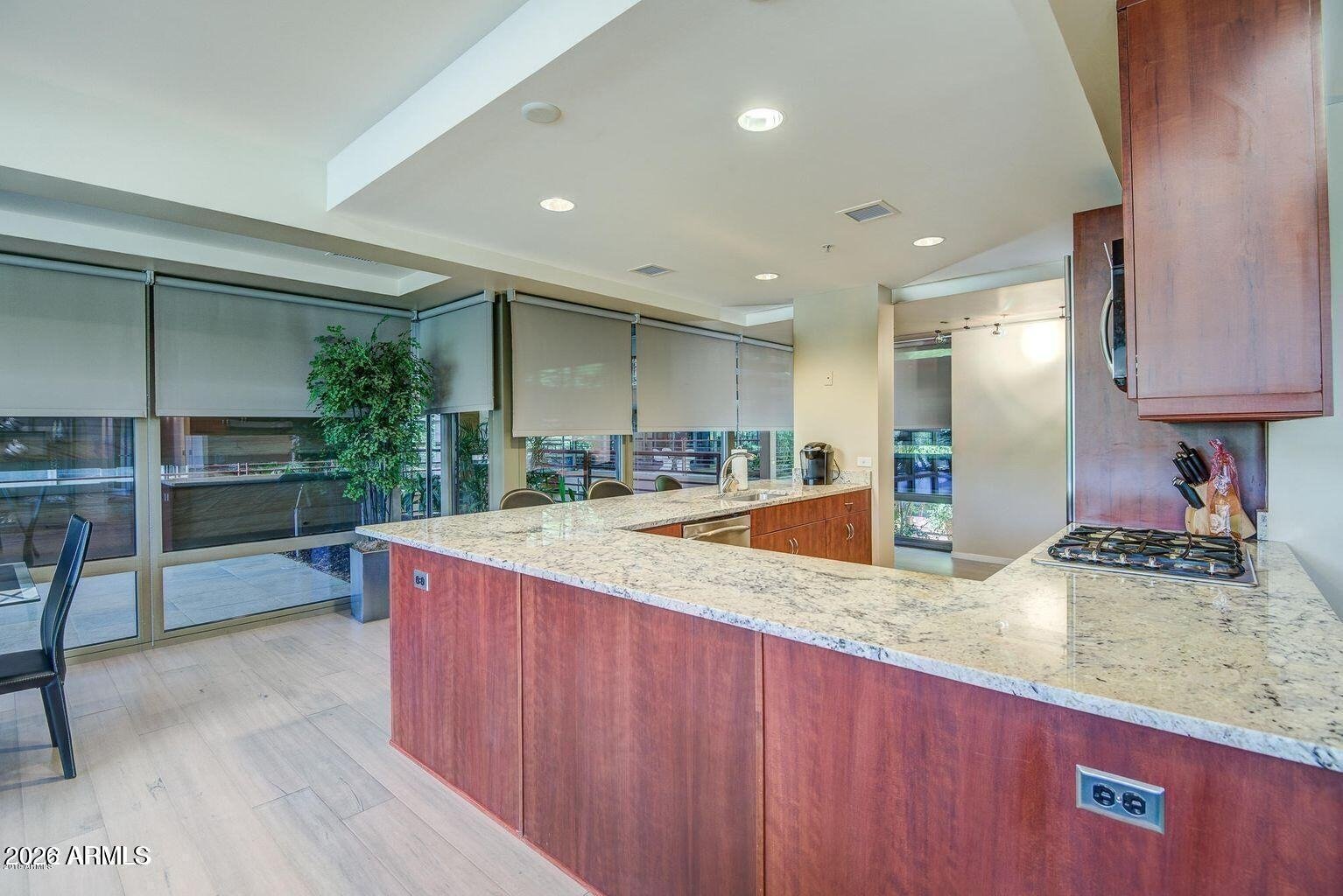 7157 E Rancho Vista Dr, #2001