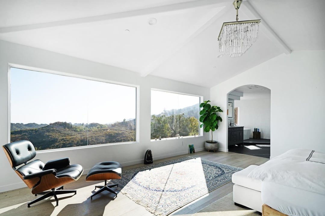 Grandeur House