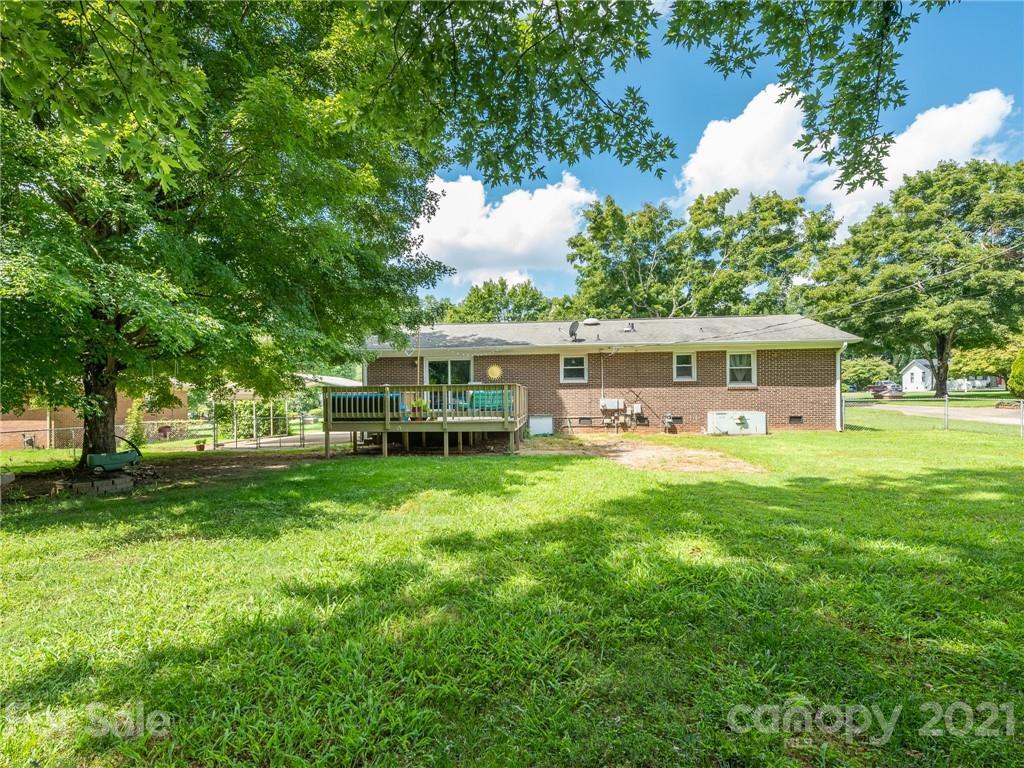 10116 Windrift Rd