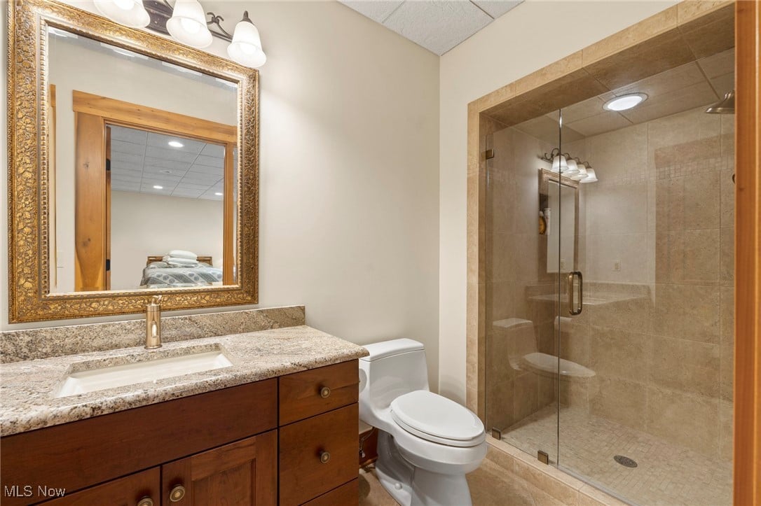 805 Cascades Dr