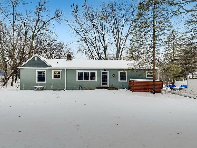 360 Wildwood Ave