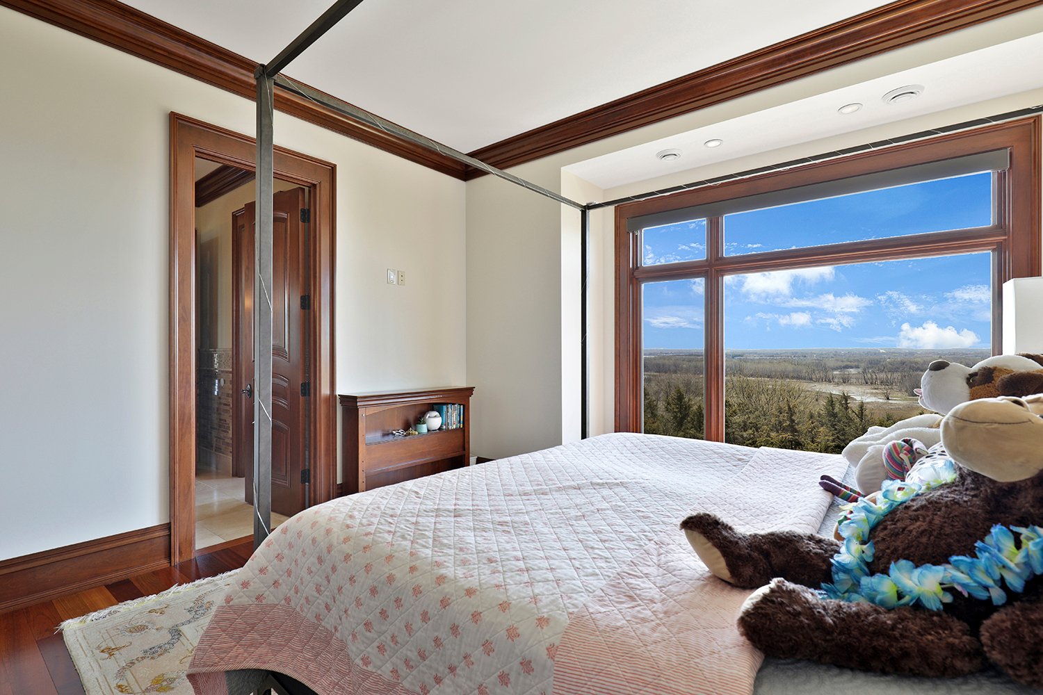Unparalleled Views from the Bluffs of the Minnesota River Valley