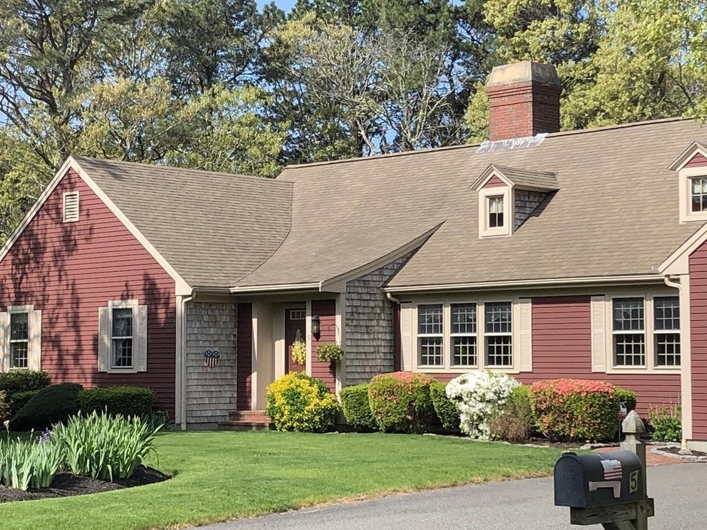 5 Dundee Ln