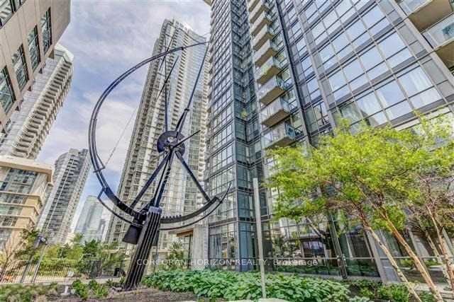 CITYPLACE PENTHOUSE 