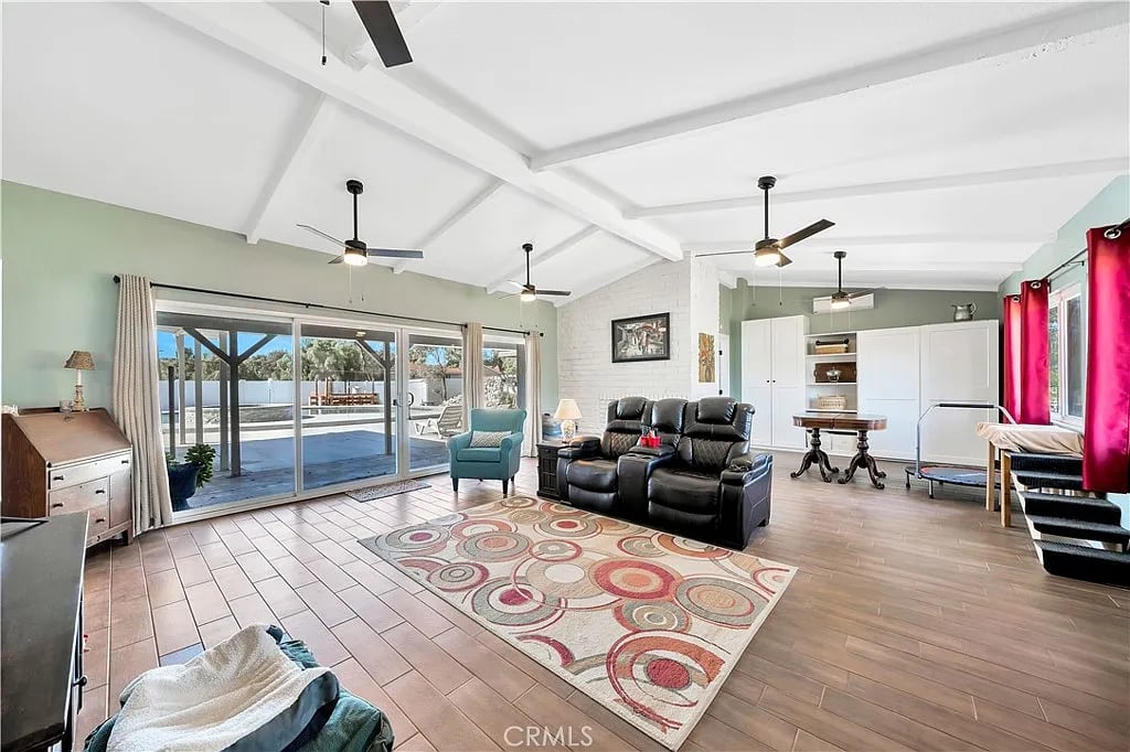2464 Corona Ave