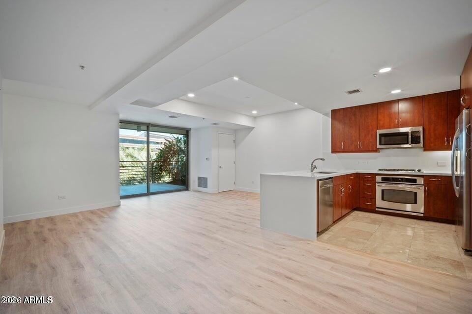 7141 E Rancho Vista Dr, #4004