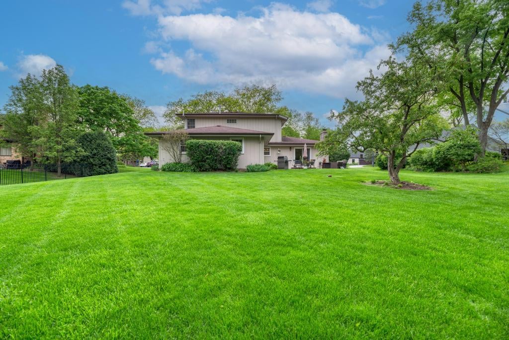 10S607 Glenn Drive
