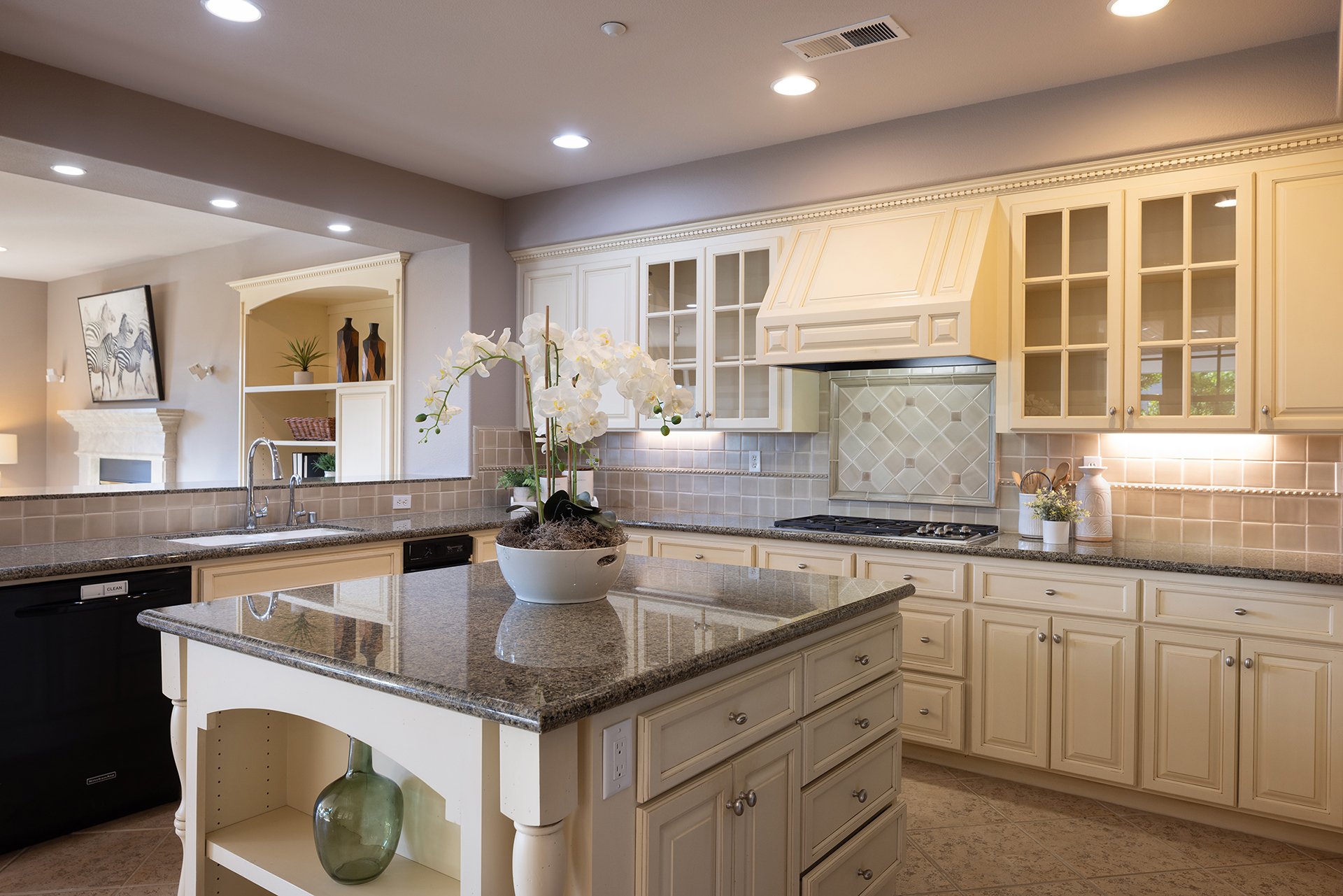 Pasadera Luxury Living