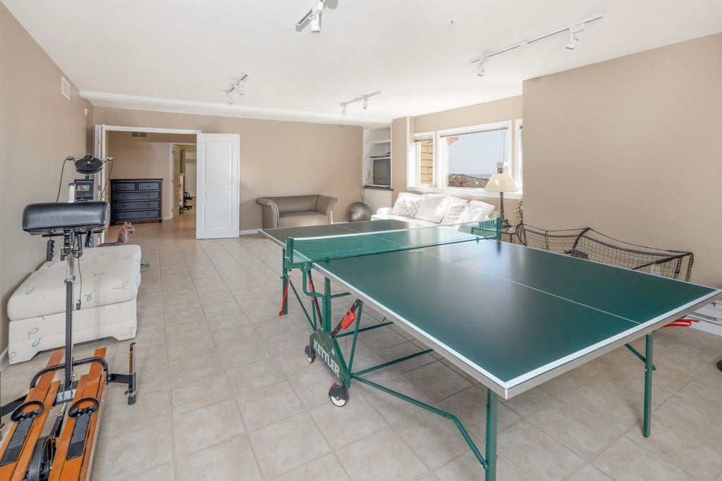2488 Varley Ln