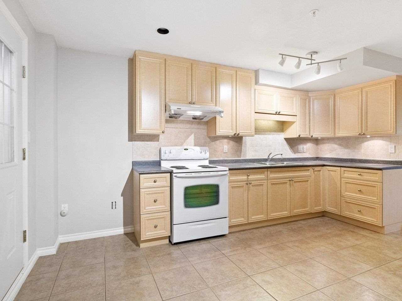 2311 Burquitlam Dr