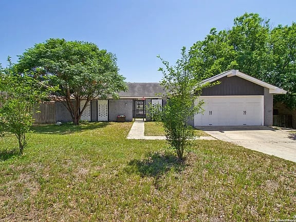 7810 Village Oak