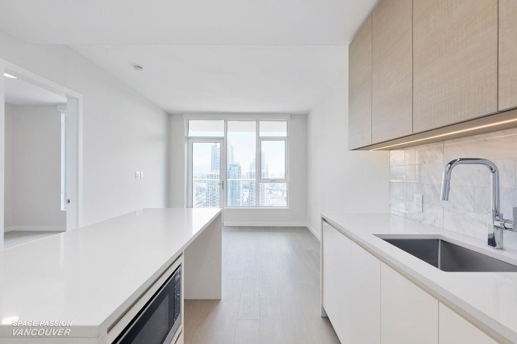 2186 Gilmore Ave, #2809