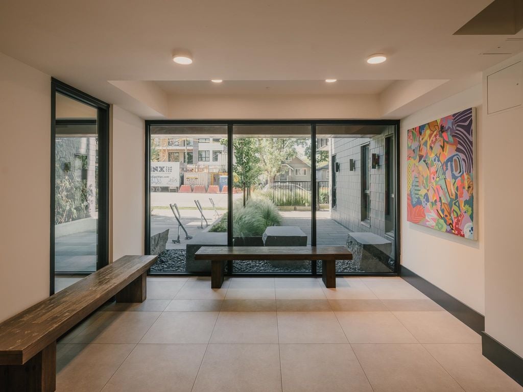 2235 E Broadway, #ph609