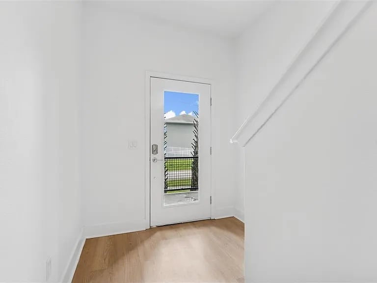 4810 W McElroy Ave #5