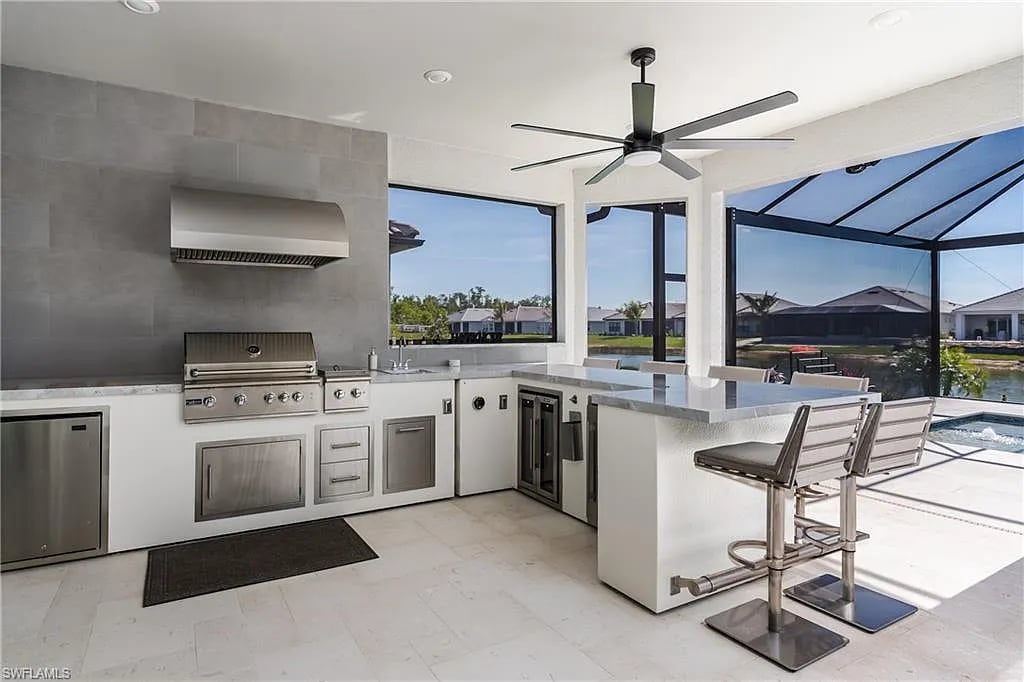 11935 Collegio Dr