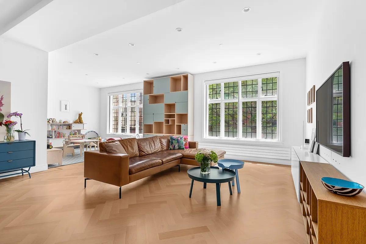 155 Noble Street Unit:2A