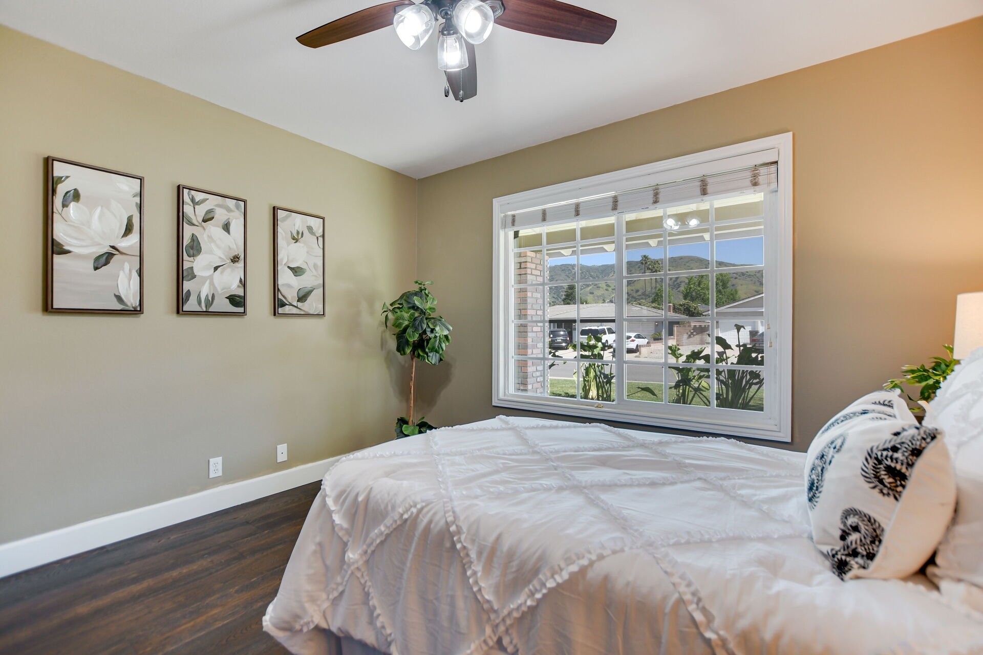 1298 Oak Ridge Drive