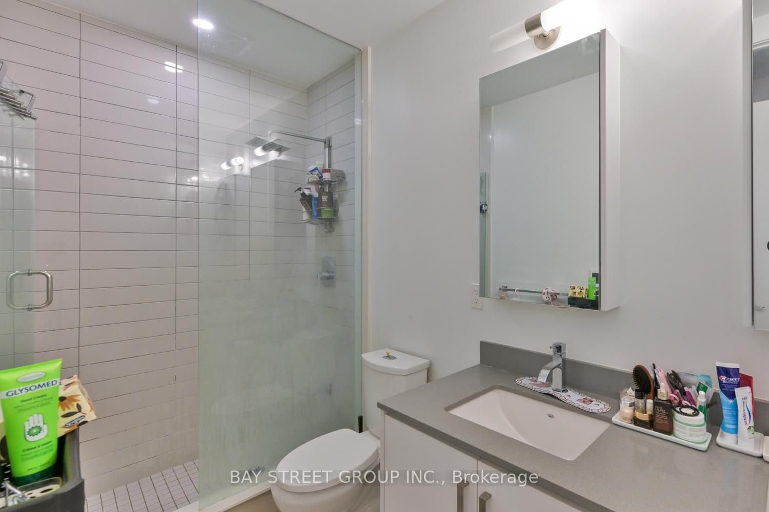 PENTHOUSE IN THE HEART OF NORTH YORK
