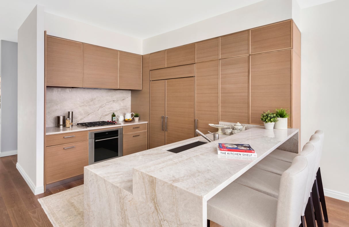 174 Duane St #2
