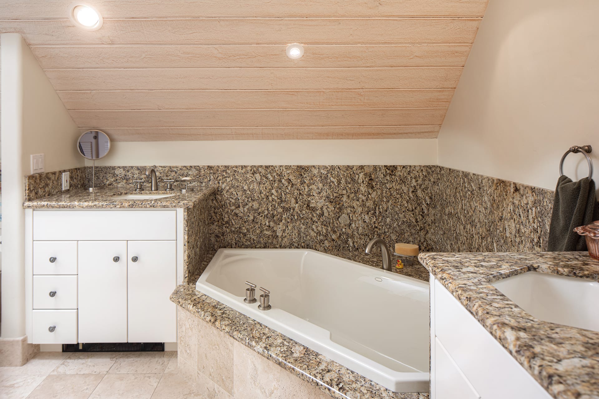 Charming Carmel Cottage - 26246 Carmelo