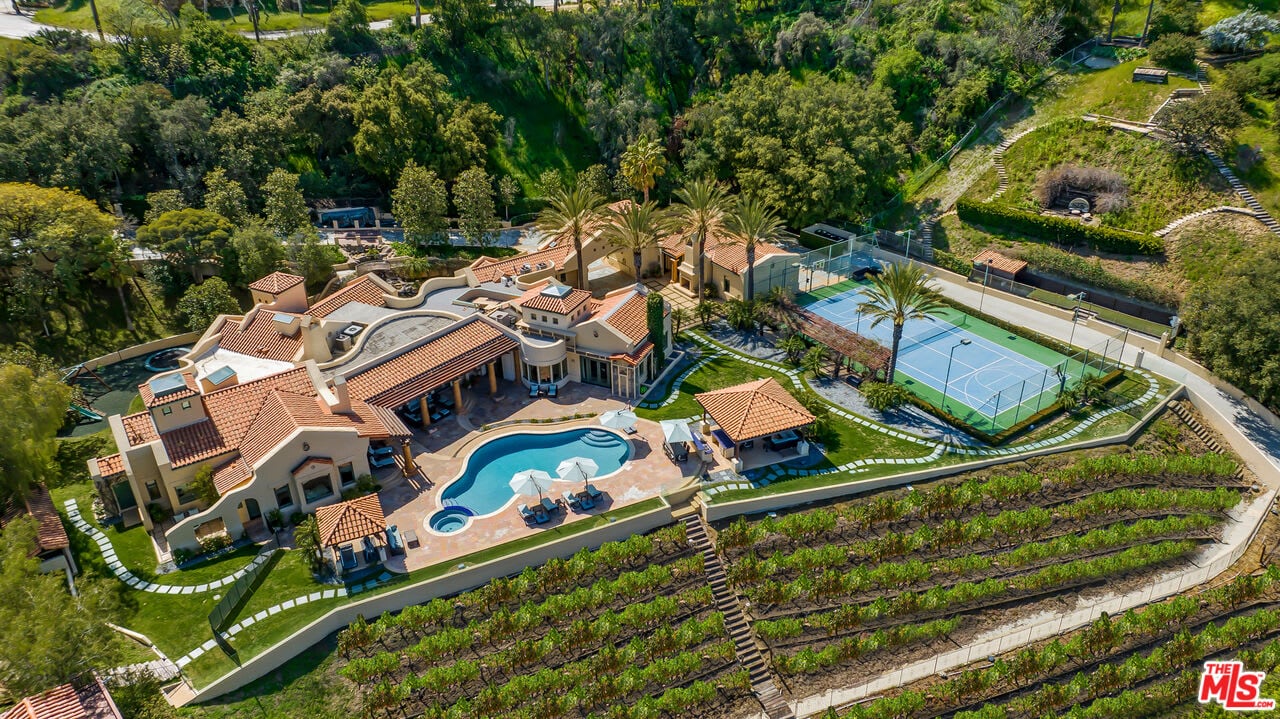 Eminence Heights