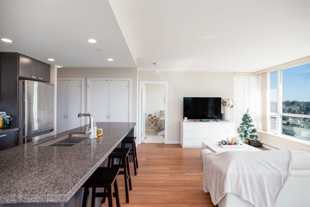 2200 Douglas Rd, #1404
