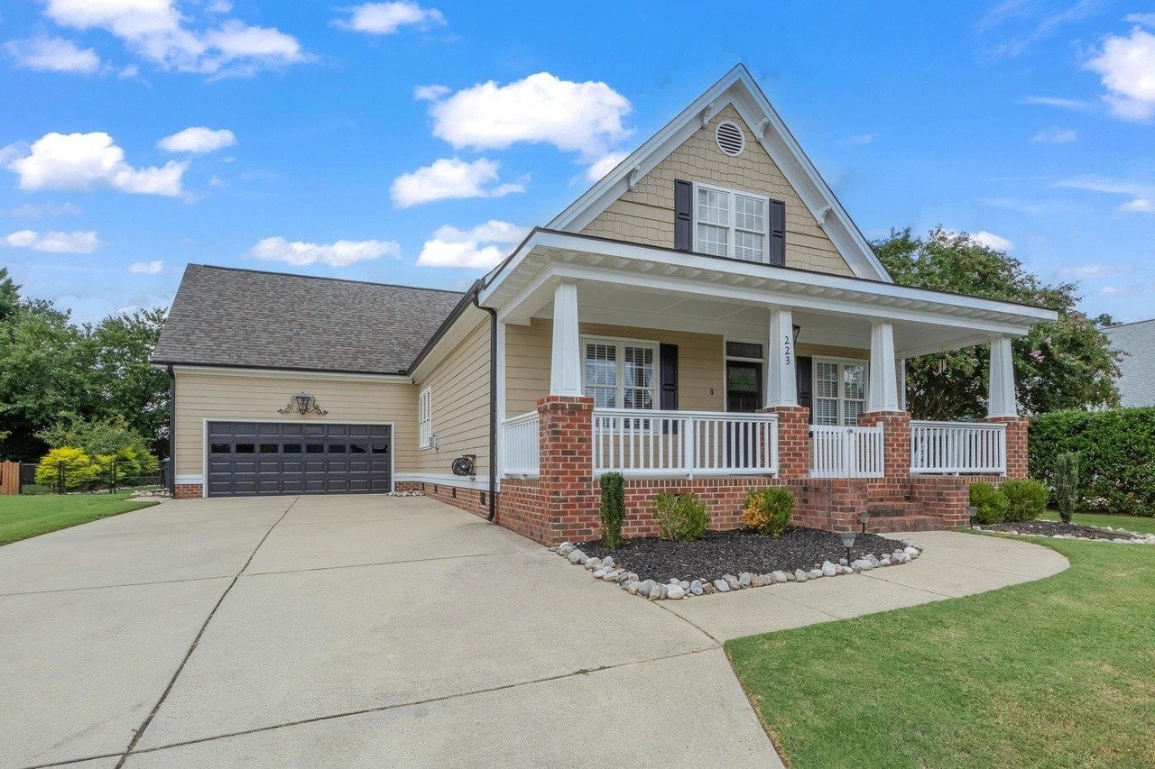 223 Kintyre Dr
