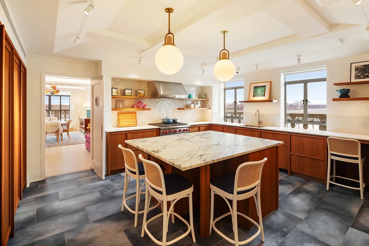 ‘Simpsons’ Showrunner Al Jean Has His Manhattan Home on the Market for $8.75 Million