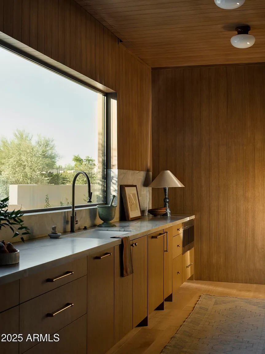 8631 N AVENIDA DEL SOL