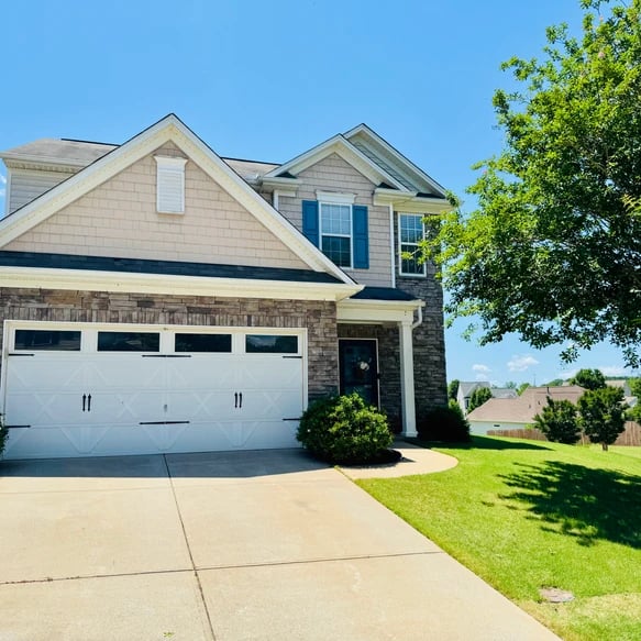 Sold: Marvelous Corner Lot in Bryson Meadows: A Stylish Haven in Greenville SC Nestled in Simpsonville