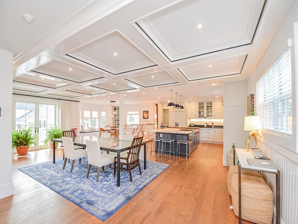 2 Pierce Ln