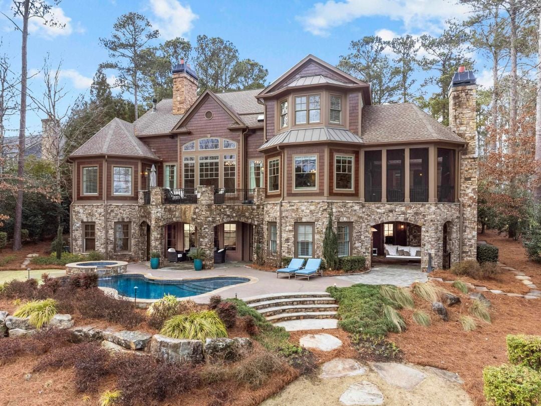 Luxury Lake Oconee Home - 1251 Lake Club Dr