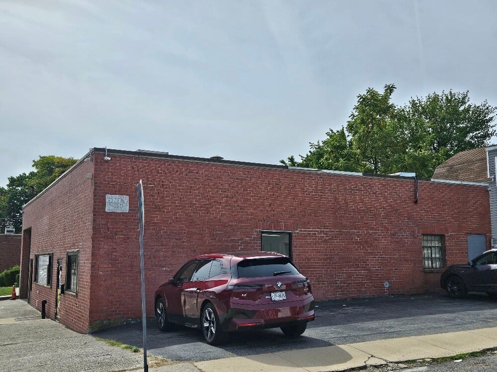 454 Meacham Ave