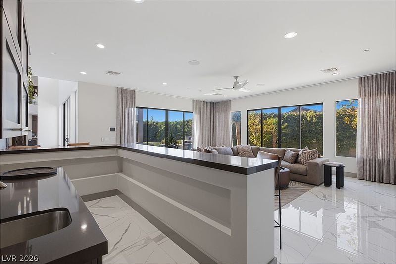 2790 La Bella Ct