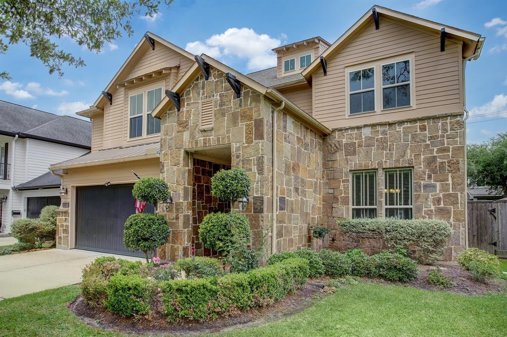 1626 Ebony Ln