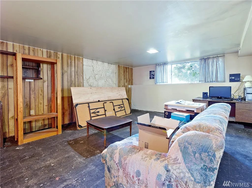 4909 216th Pl SW