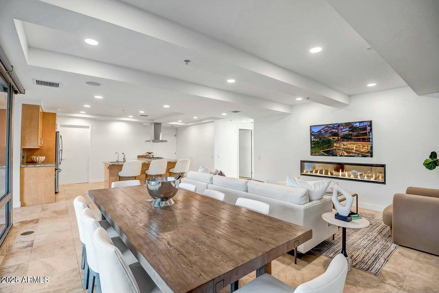 7121 E Rancho Vista Dr, #5011