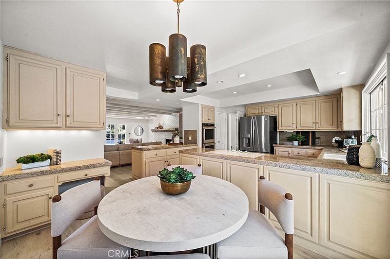 10982 Bent Tree Rd, Santa Ana, CA 92705