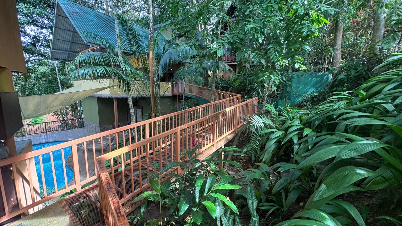 12 Room Hotel in Uvita with Ocean View Expansion Land