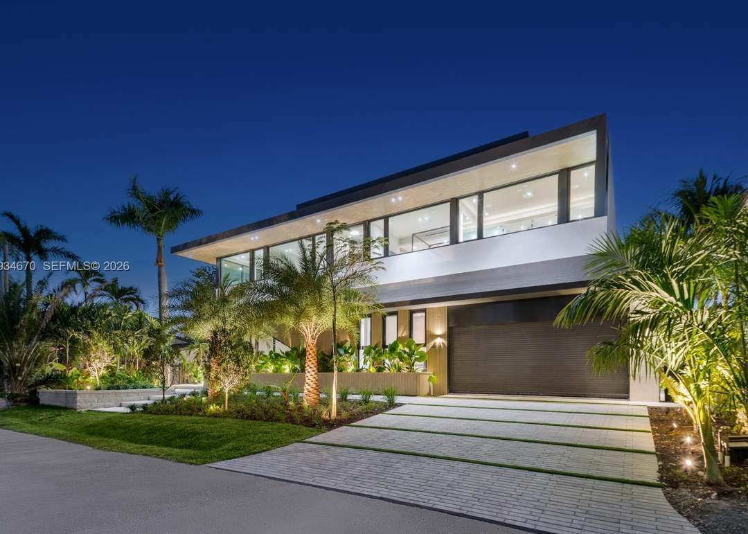 641 Flamingo Dr