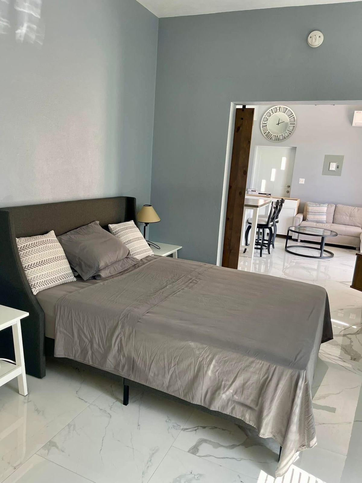 1097 Luck Hill 1 Bedroom Apartment