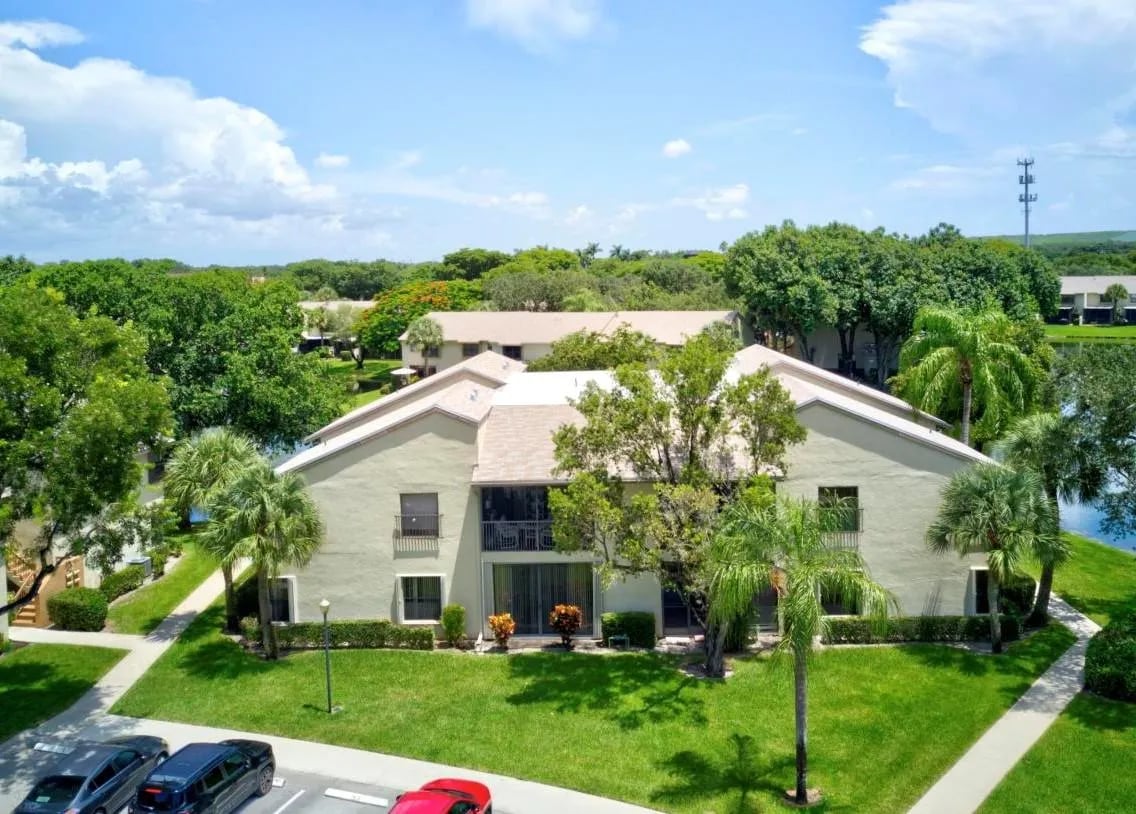 4741 NW 22nd St, Unit 4741
