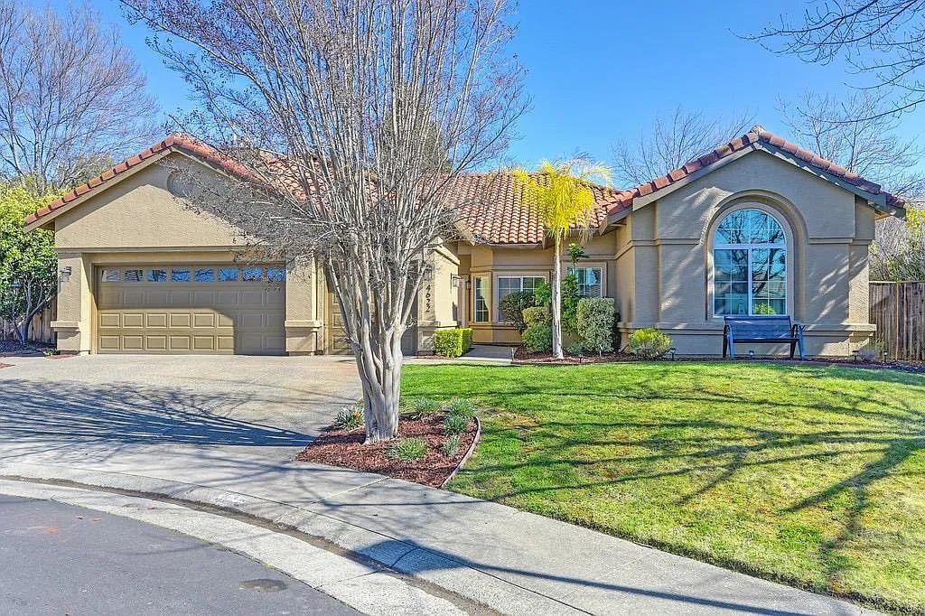 4622 Nassau Ct