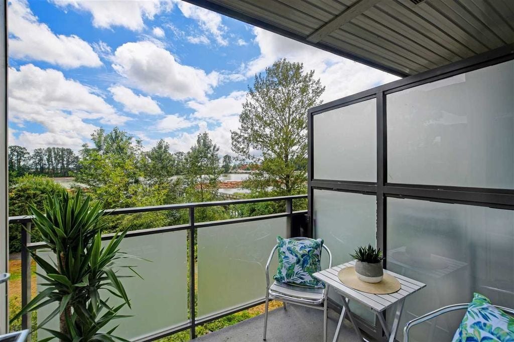 3138 Riverwalk Ave, #307