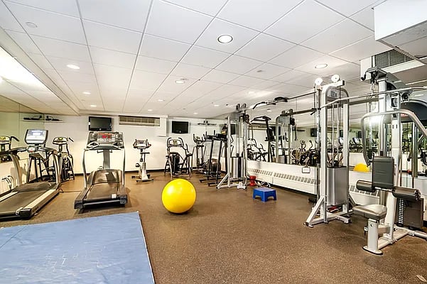 970 Kent Avenue #602