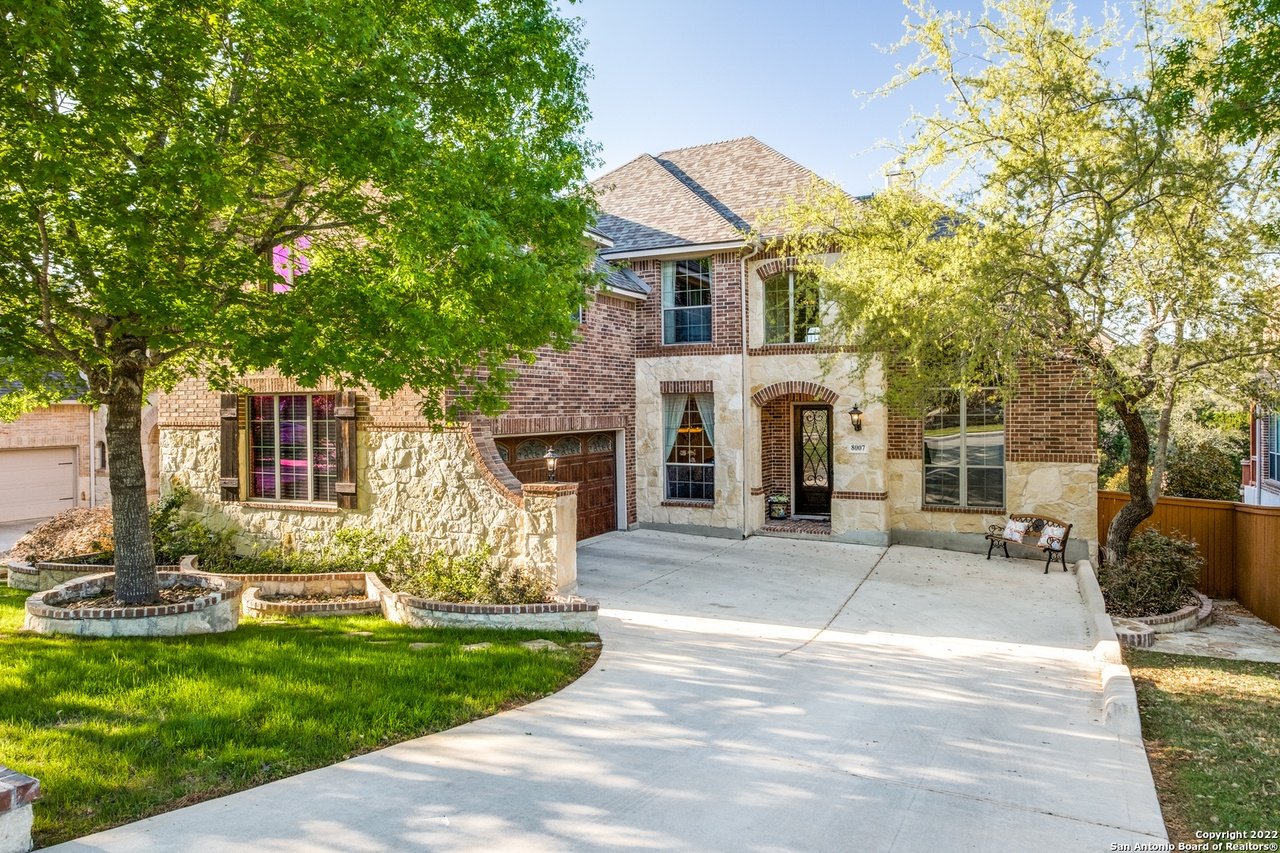 8007 Hermosa Hill