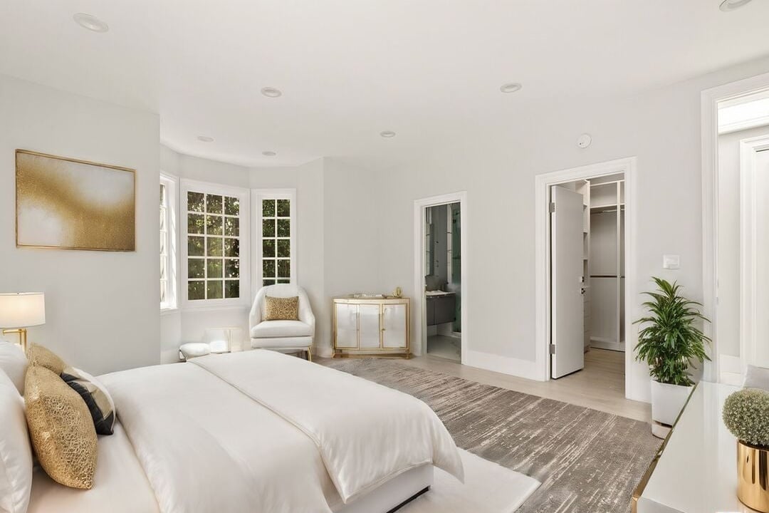 Northstar Manor, N Alta Dr, 90210