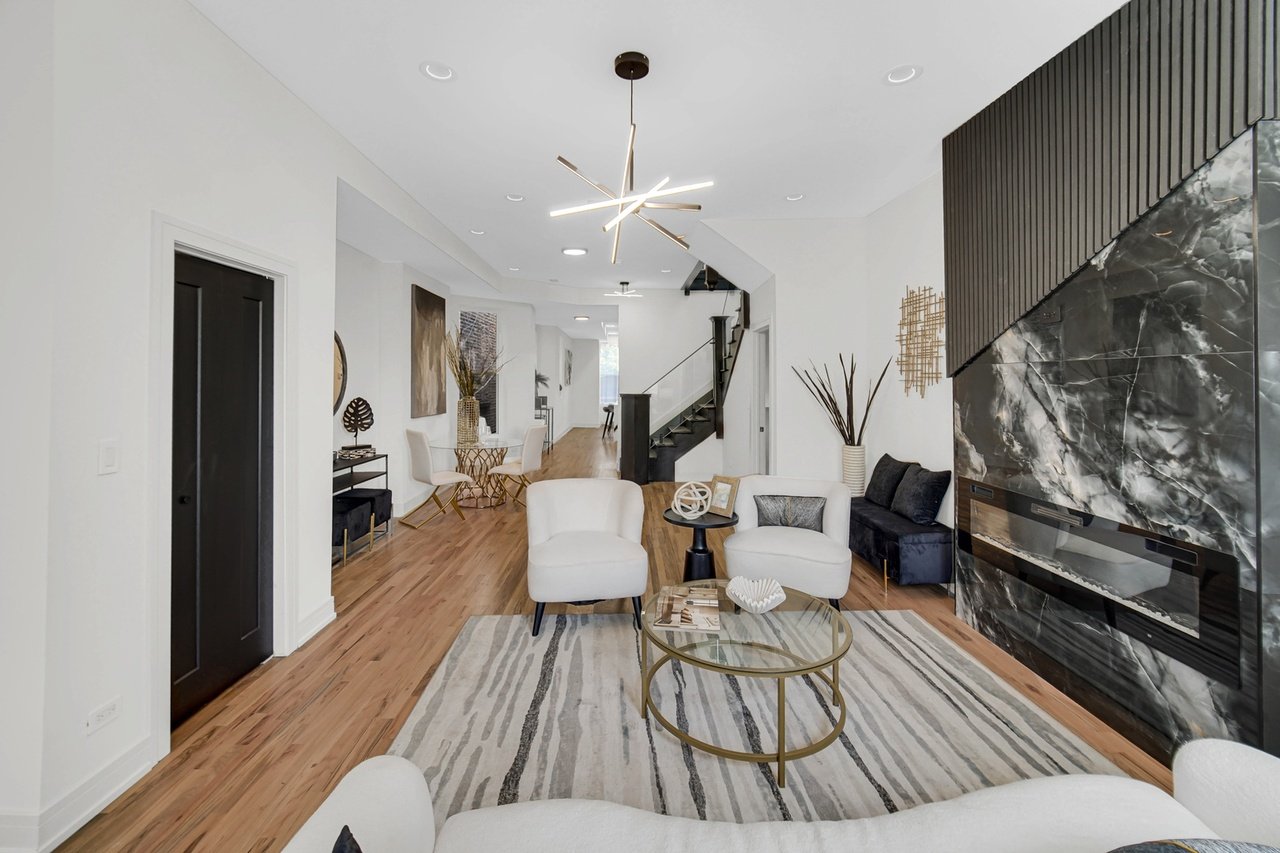 814 E 48th Street