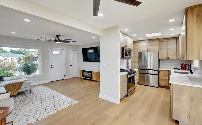 4107 Cole Way san diego, CA 92117