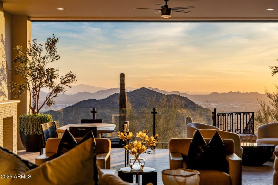 11268 E Moonlight CYN